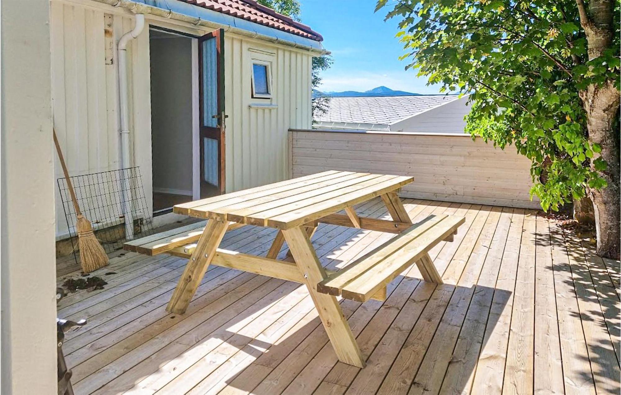 Awesome Home In Kristiansund With House Sea View Екстер'єр фото