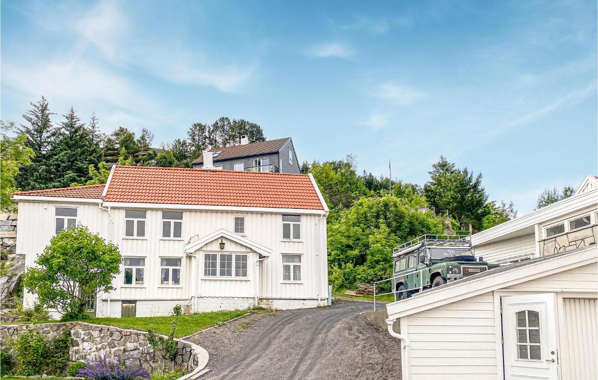 Awesome Home In Kristiansund With House Sea View Екстер'єр фото